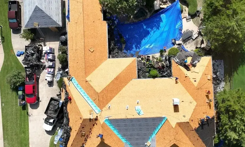 Professional Roof Repair being performed in Republic